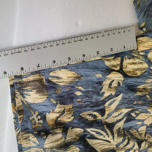 SPEEDO Men’s Sz SM Board Shorts Swim Trunks Blue Beige Flowers Hawaiian Hibiscus - Picture 10 of 11